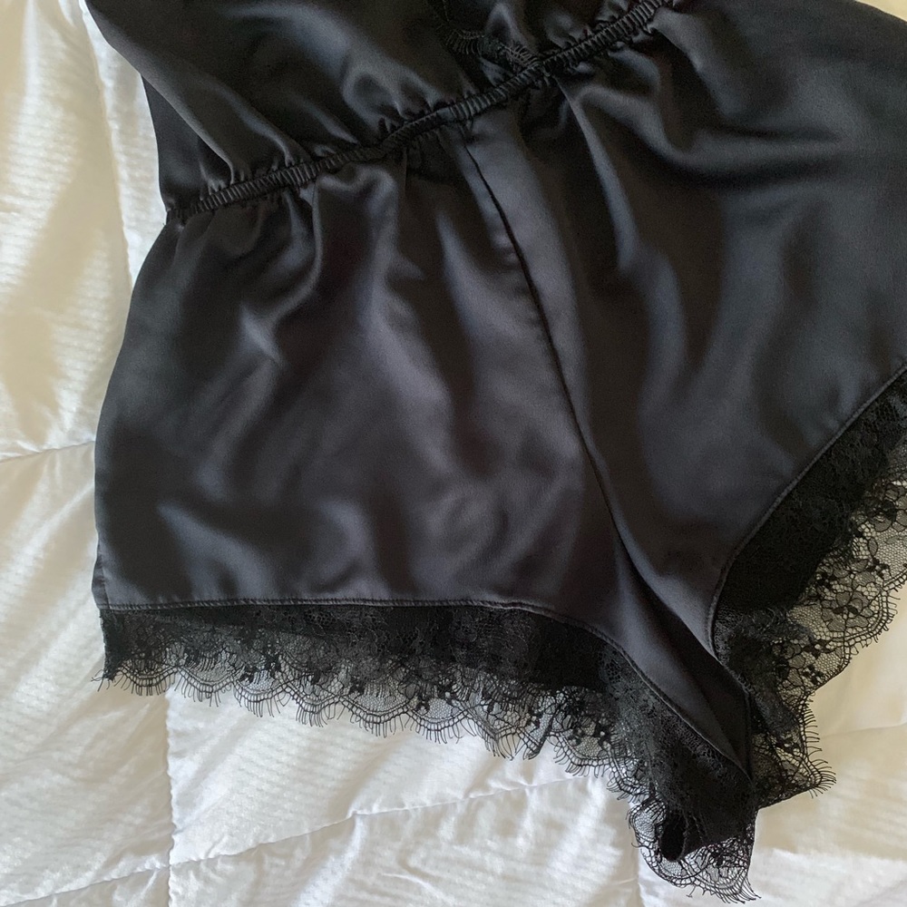 LACE INTIMATE ROMPER - Picture 3 of 7